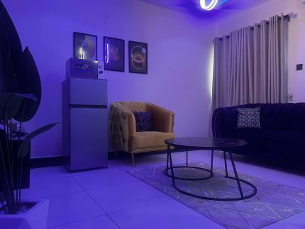 A Room And Parlour (Jasmine)