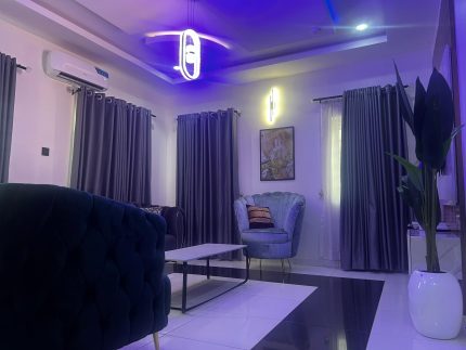 A Room And Parlour (Tulip)